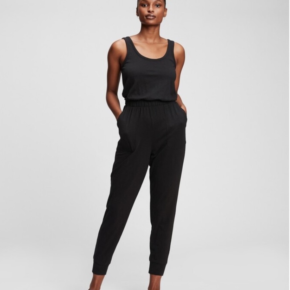 Gap black jump suit. Petite Small.